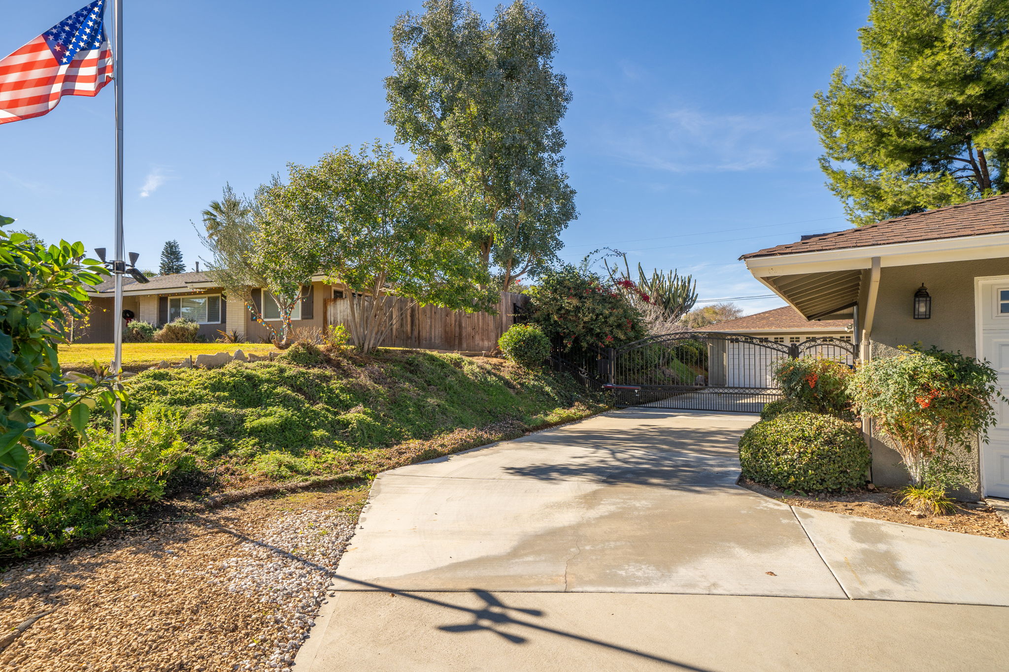 5531 Cornwall Ave, Riverside, CA 92506, US Photo 5