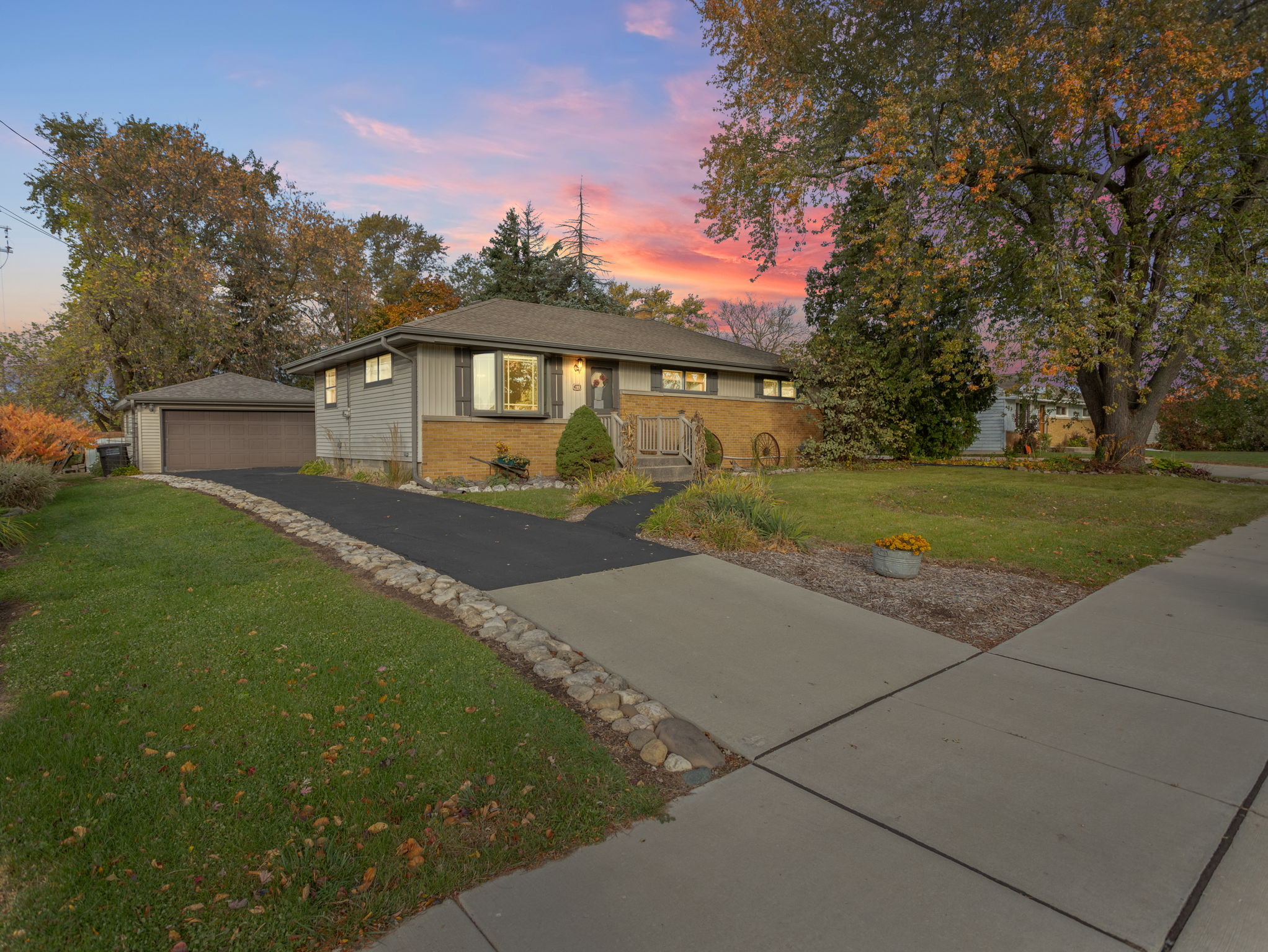 4773 S 74th St, Greenfield, WI 53220 K & K Productions