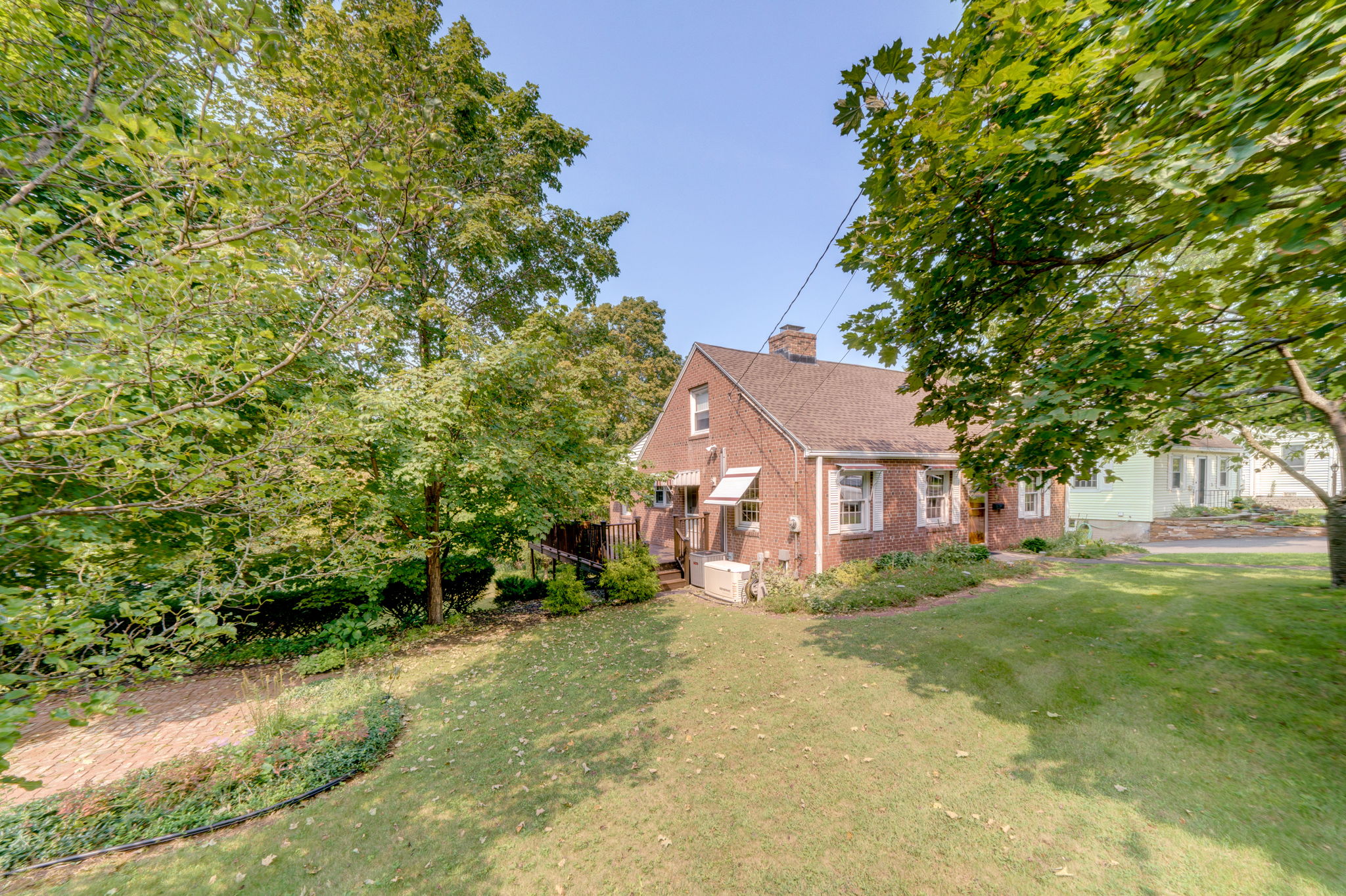 388 Percival Ave, Berlin, CT 06037 Ed McCullough Photography