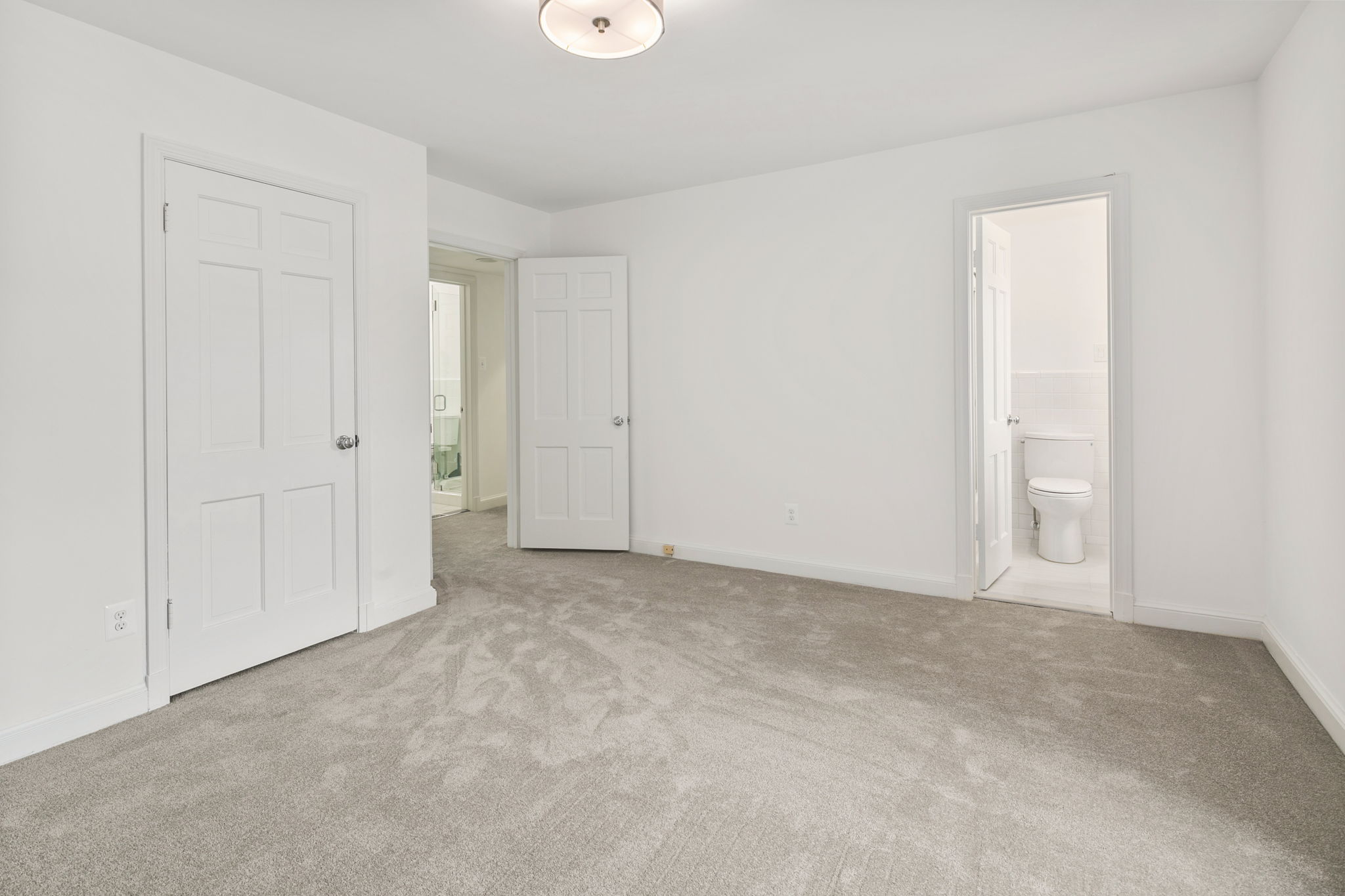 3217 Farmington Dr, Chevy Chase, MD 20815, US Photo 51