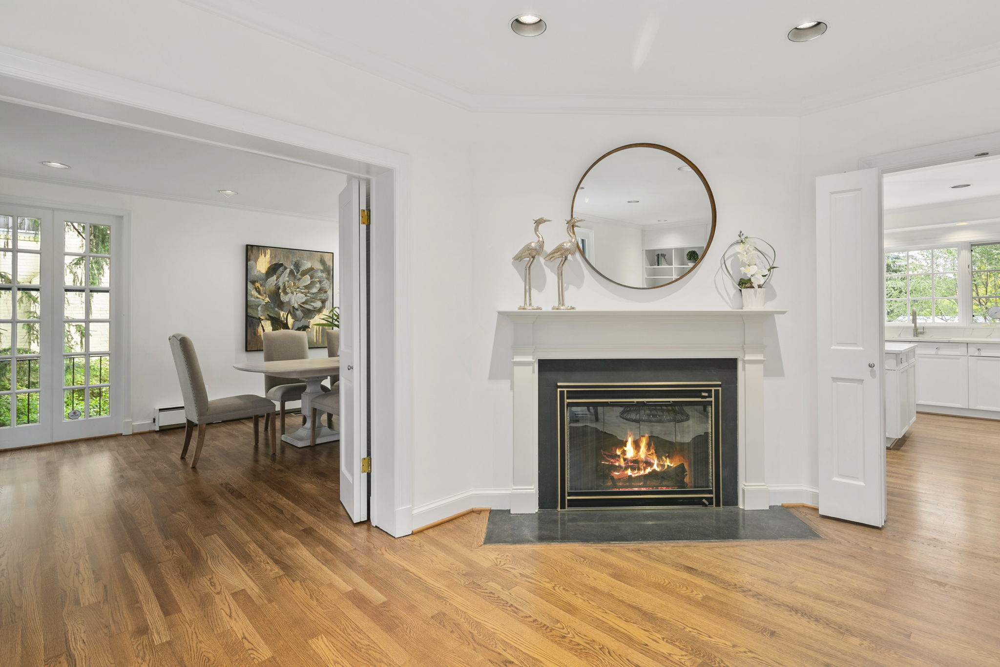 3217 Farmington Dr, Chevy Chase, MD 20815, US Photo 13