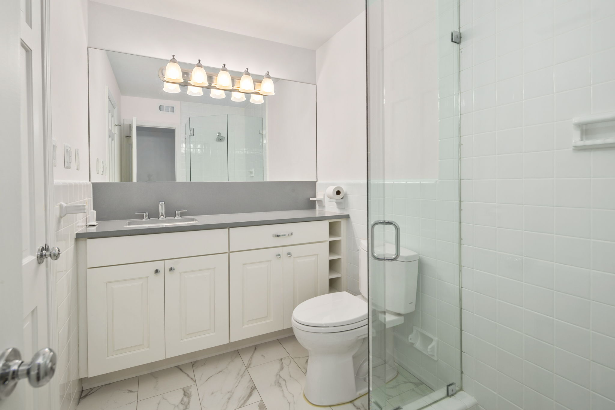 3217 Farmington Dr, Chevy Chase, MD 20815, US Photo 55