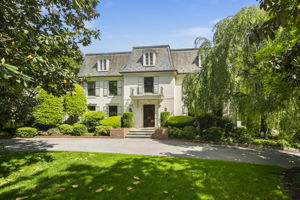 3217 Farmington Dr, Chevy Chase, MD 20815, US Photo 1