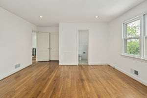 3217 Farmington Dr, Chevy Chase, MD 20815, US Photo 35