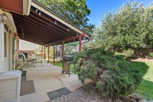 9782 Meade Cir, Westminster, CO 80031, US Photo 27
