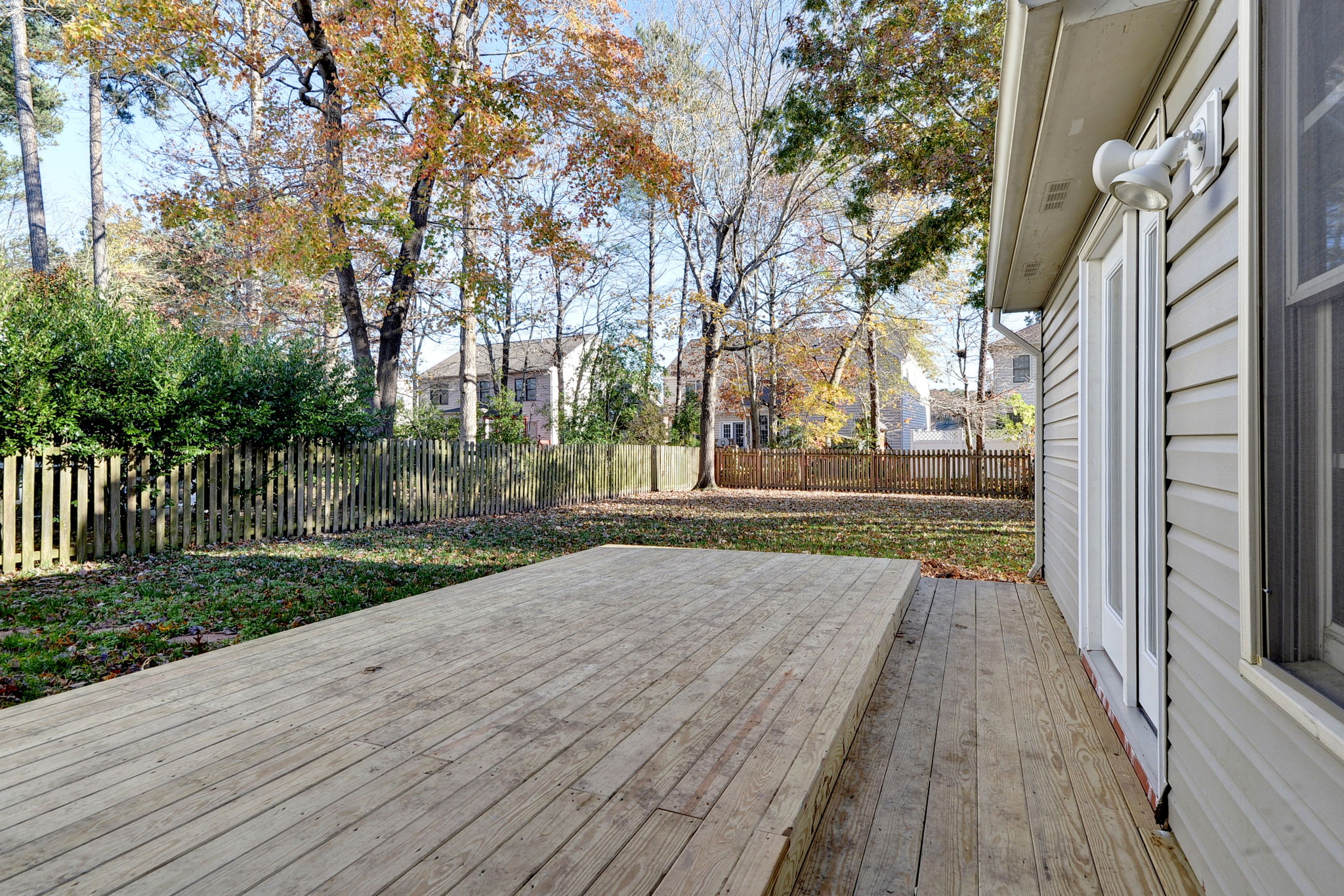 408 Peachtree Ln, Yorktown, VA 23693, US Photo 24