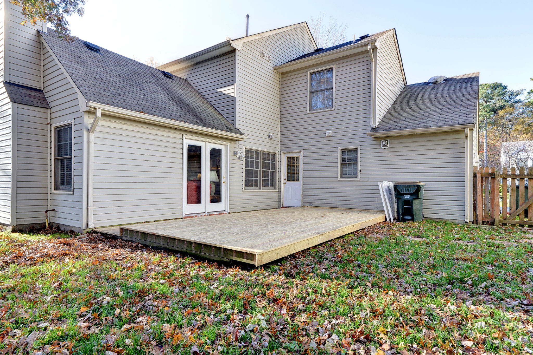 408 Peachtree Ln, Yorktown, VA 23693, US Photo 34