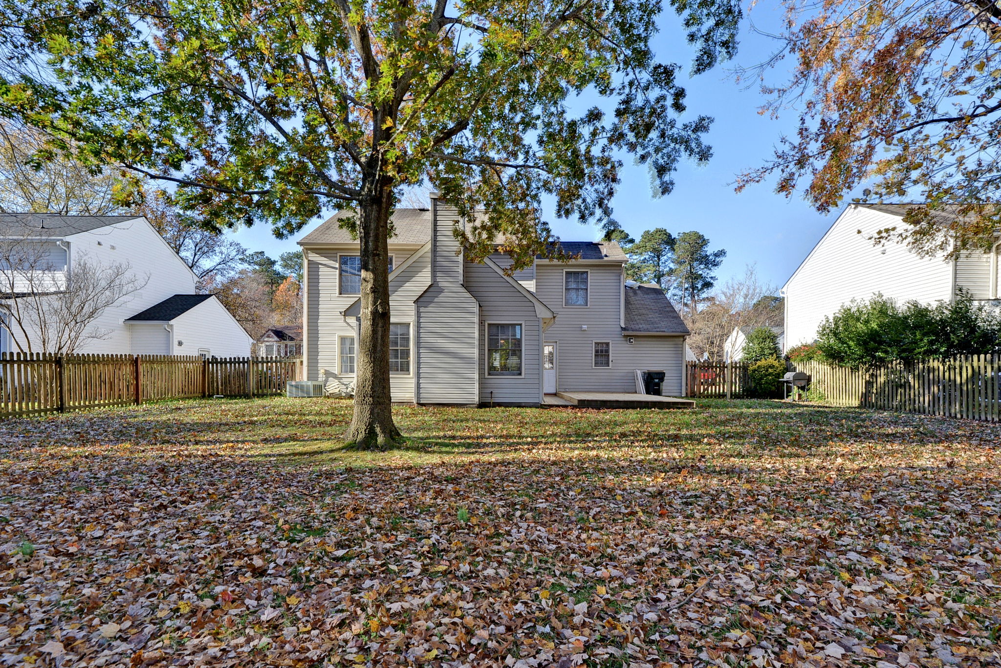 408 Peachtree Ln, Yorktown, VA 23693, US Photo 30