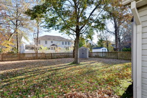 408 Peachtree Ln, Yorktown, VA 23693, US Photo 26