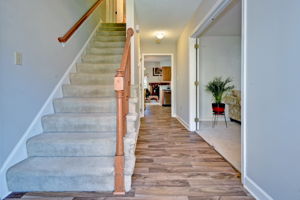 408 Peachtree Ln, Yorktown, VA 23693, US Photo 4