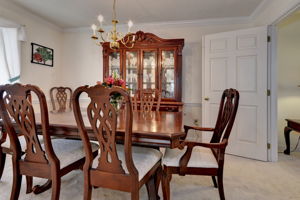 408 Peachtree Ln, Yorktown, VA 23693, US Photo 10