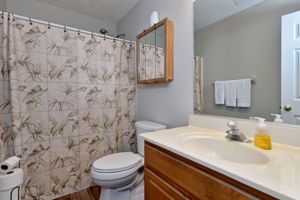 408 Peachtree Ln, Yorktown, VA 23693, US Photo 19