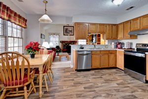 408 Peachtree Ln, Yorktown, VA 23693, US Photo 12