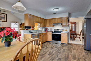 408 Peachtree Ln, Yorktown, VA 23693, US Photo 13