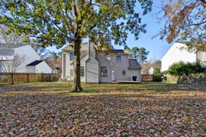 408 Peachtree Ln, Yorktown, VA 23693, US Photo 29