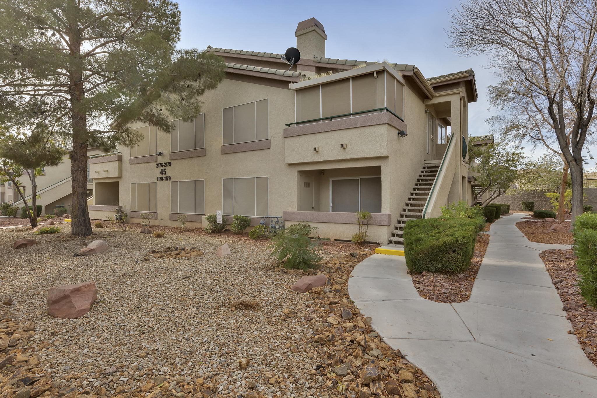5710 E Tropicana Ave, Las Vegas, NV 89122, USA Photo 9