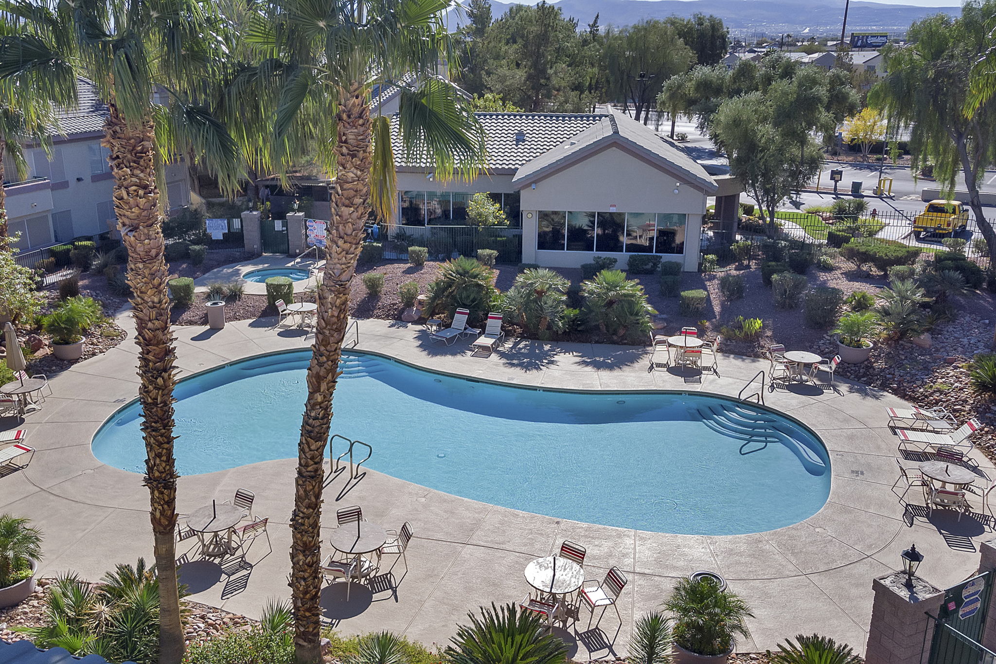 5710 E Tropicana Ave, Las Vegas, NV 89122, USA Photo 5