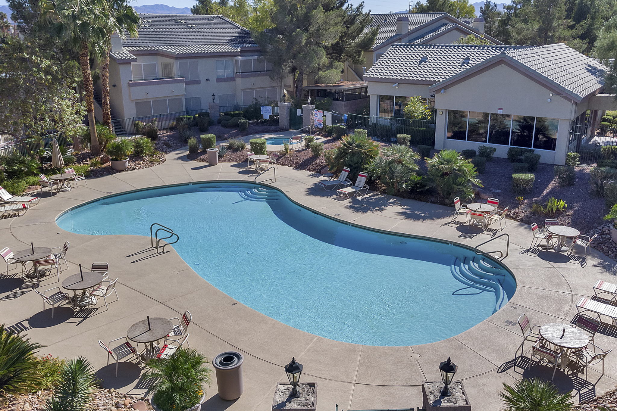 5710 E Tropicana Ave, Las Vegas, NV 89122, USA Photo 4