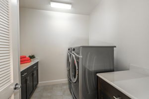 7505 Mindy Mae Ln, Dublin, CA 94568, US Photo 25