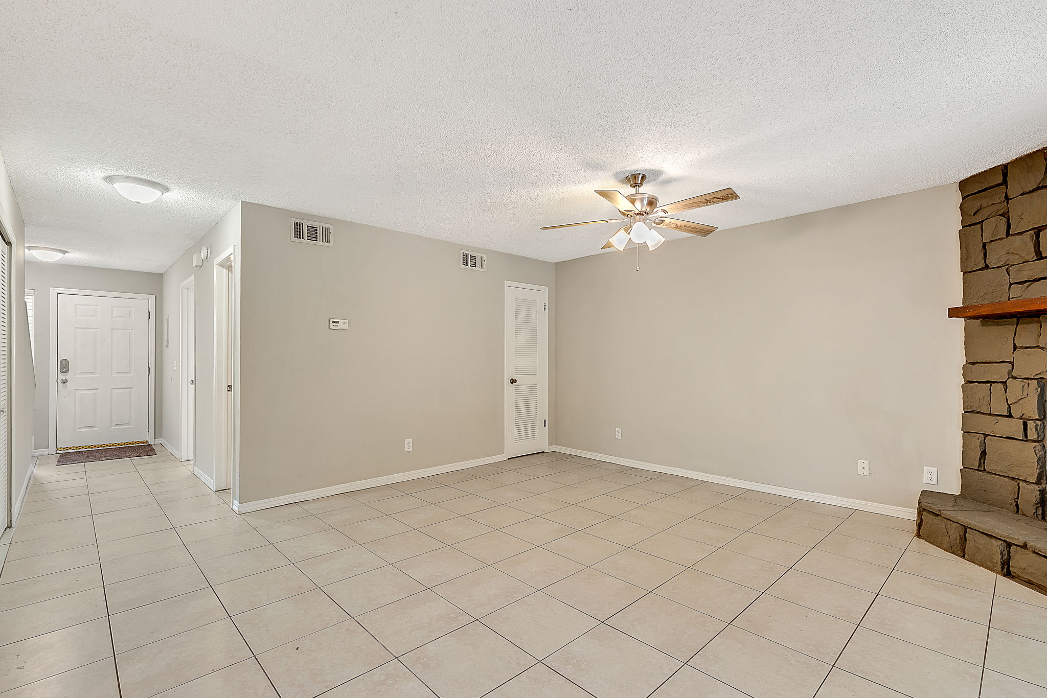 11581 McCormick Rd, Jacksonville, FL 32225 BrightSpace Media