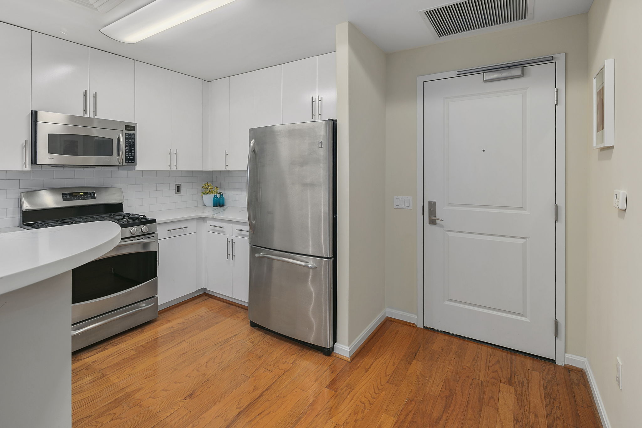 1390 Kenyon St NW #709, Washington, DC 20010, US Photo 14