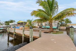 4811 Pine Island Rd, Matlacha, FL 33993, US Photo 3