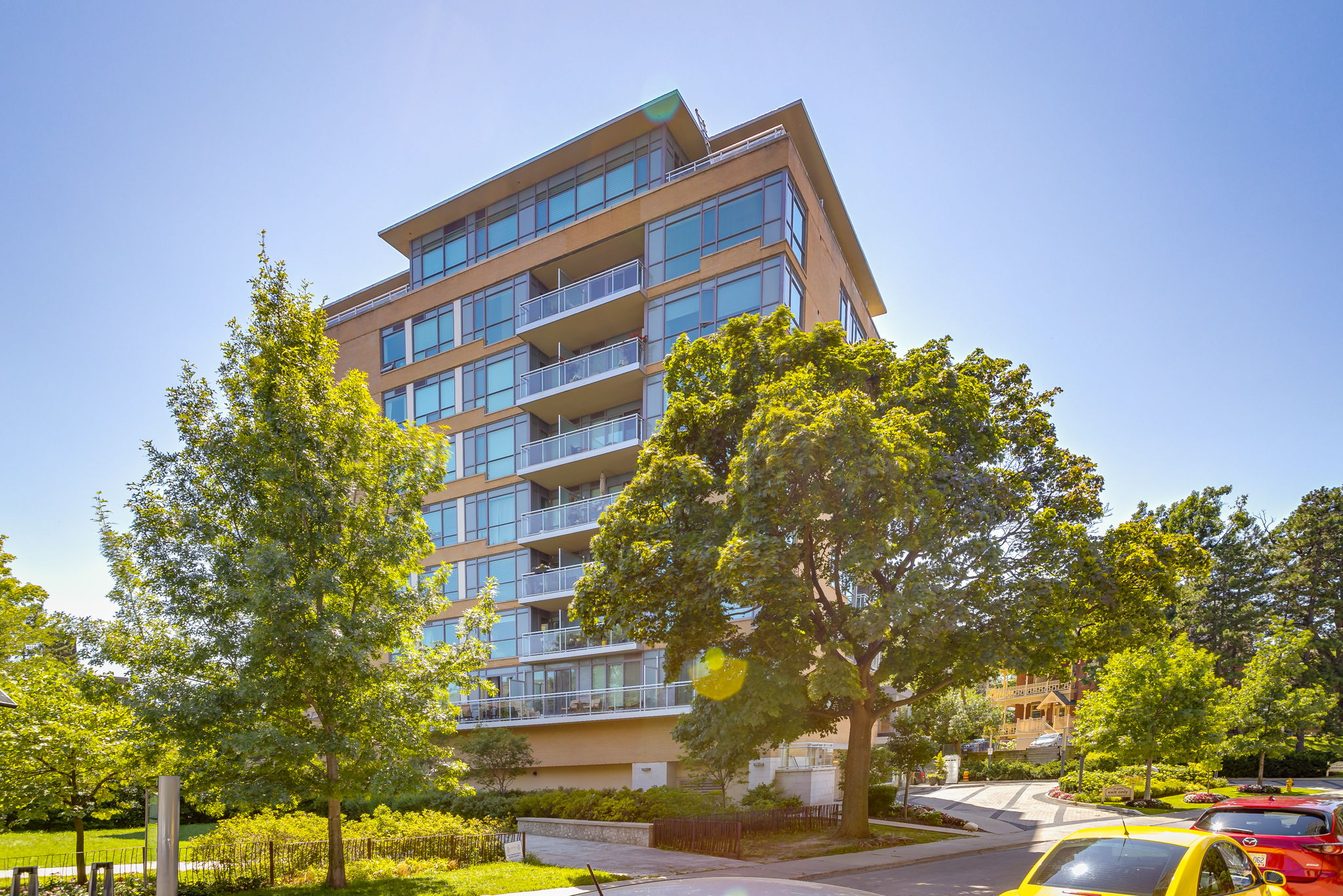 20 Gothic Ave - Unit 209, Toronto, ON M6P 1T5, CA Photo 2