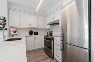 20 Gothic Ave - Unit 209, Toronto, ON M6P 1T5, CA Photo 4