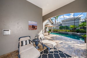 Lanai and Grilling Area4