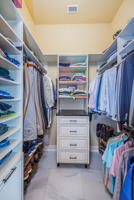 Master Bedroom Walk-in Closet2