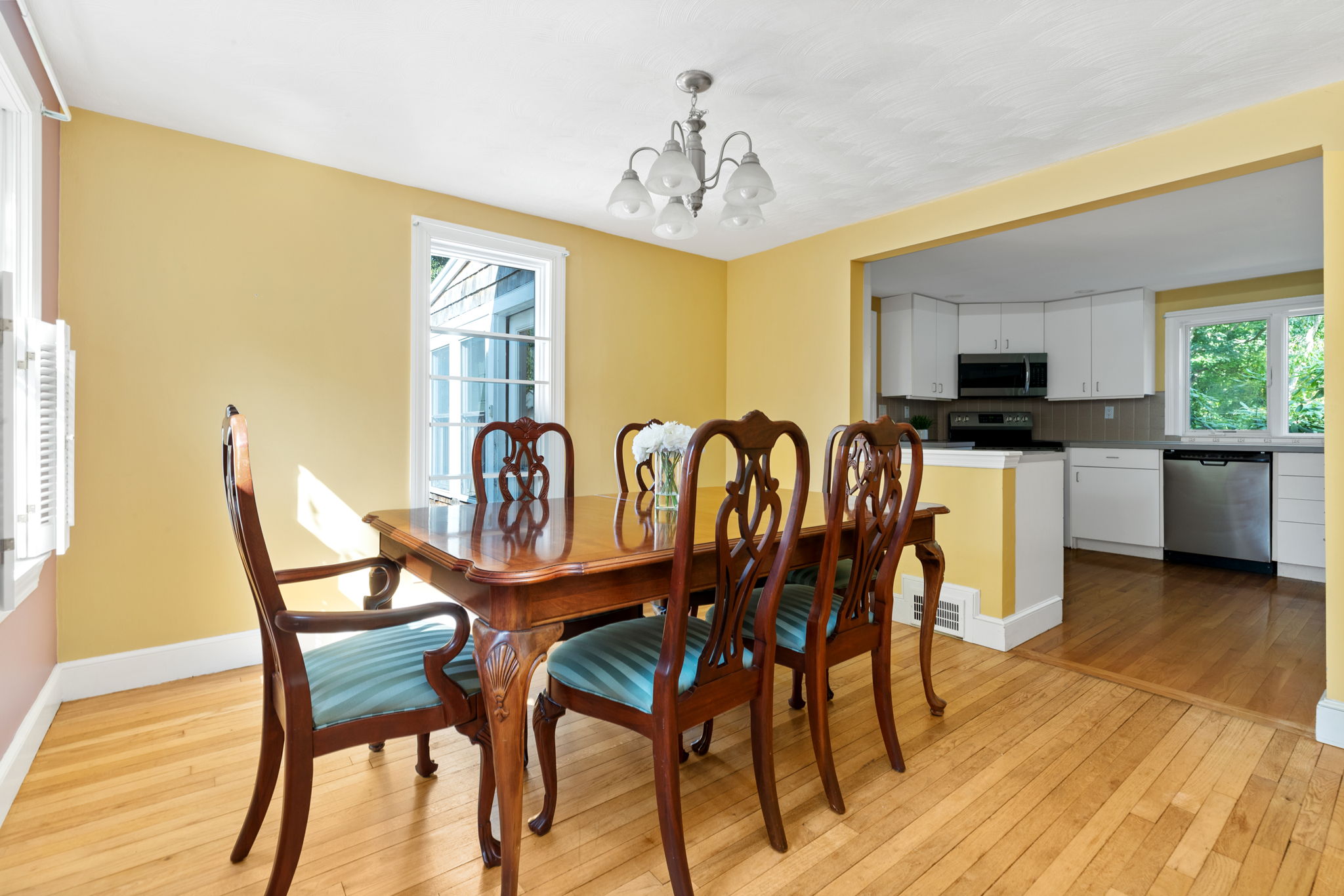 33 Governor Andrew Rd Darleen Lannon Real Estate