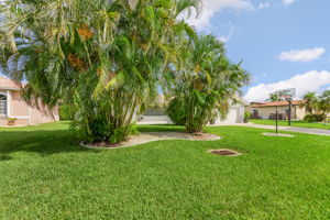 419 Pinecrest Ct, Cape Coral, FL 33904, USA Photo 2