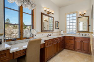 197 N Argyle Ct, Reno, NV 89511, USA Photo 23