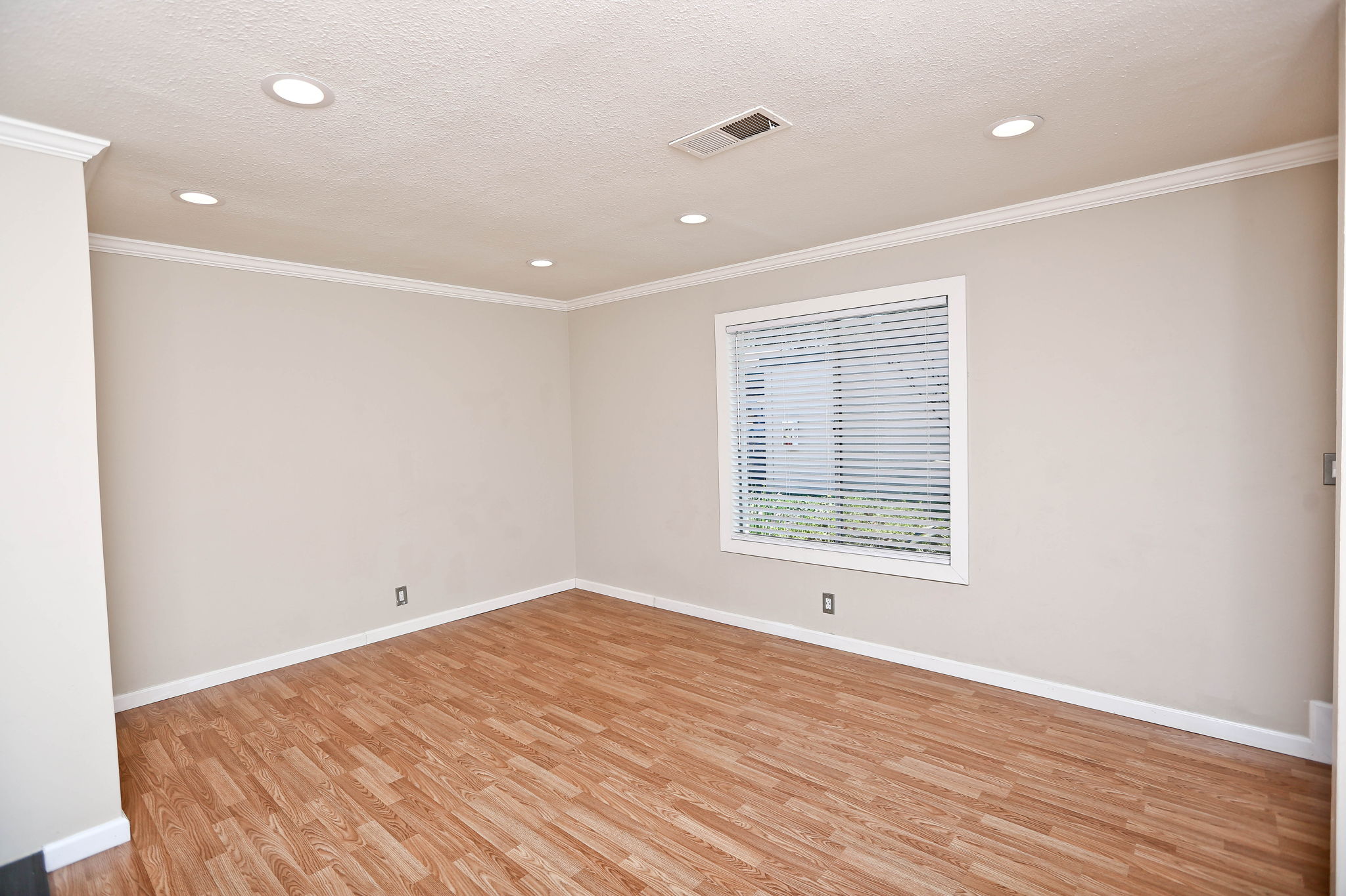 3370 Northwood Dr. J, Concord, CA 94520 ALL ACCESS PHOTO