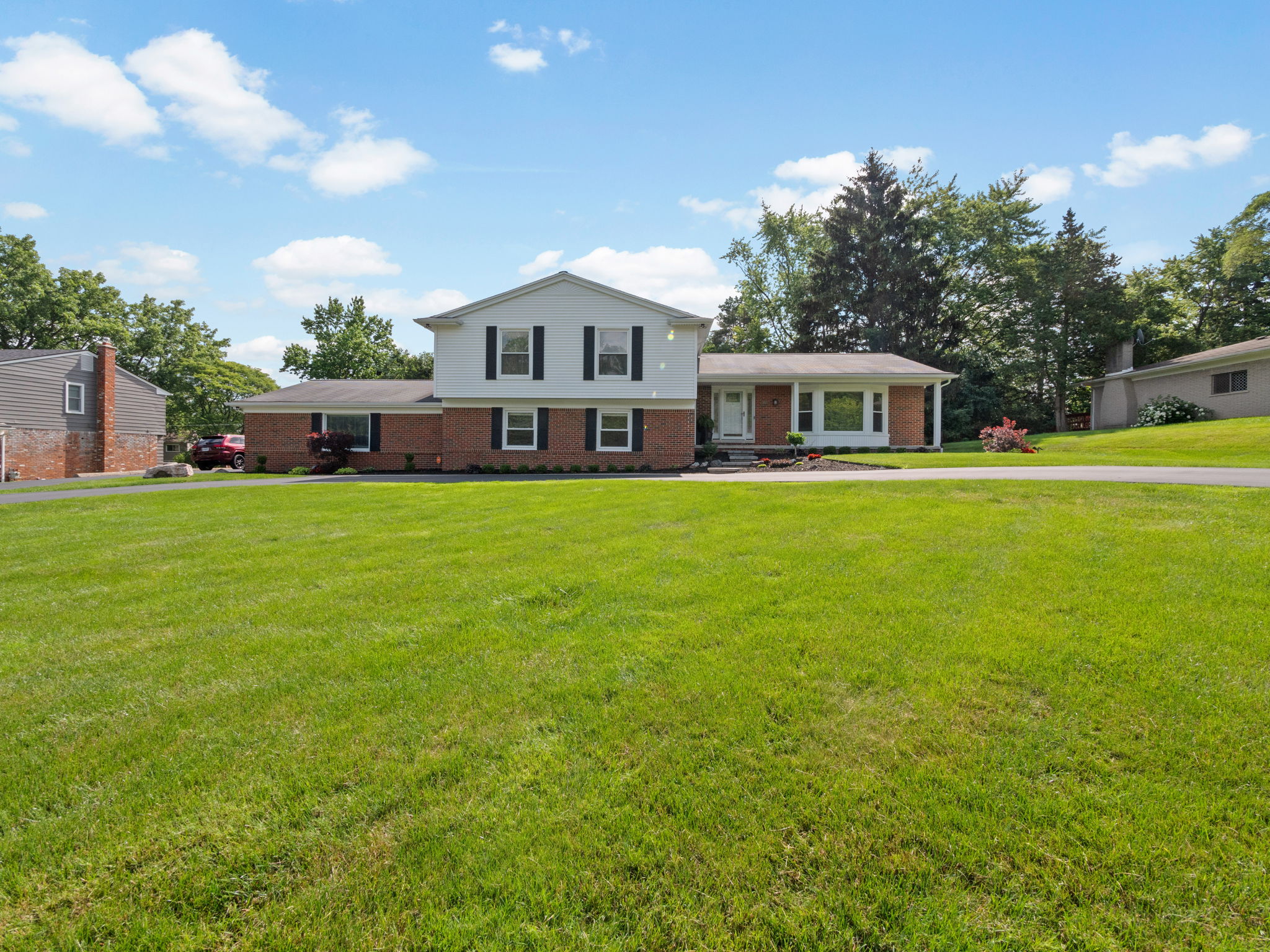 5833 Cochise Dr, West Bloomfield Township, MI 48322, USA