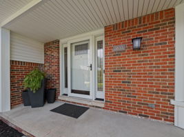 5833 Cochise Dr, West Bloomfield Township, MI 48322, USA Photo 12