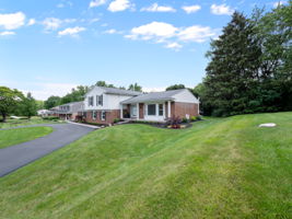 5833 Cochise Dr, West Bloomfield Township, MI 48322, USA Photo 11