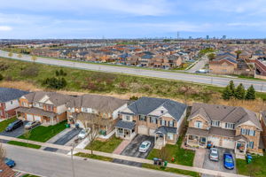 132 Owlridge Dr, Brampton, ON L6X 0M7, CA Photo 2