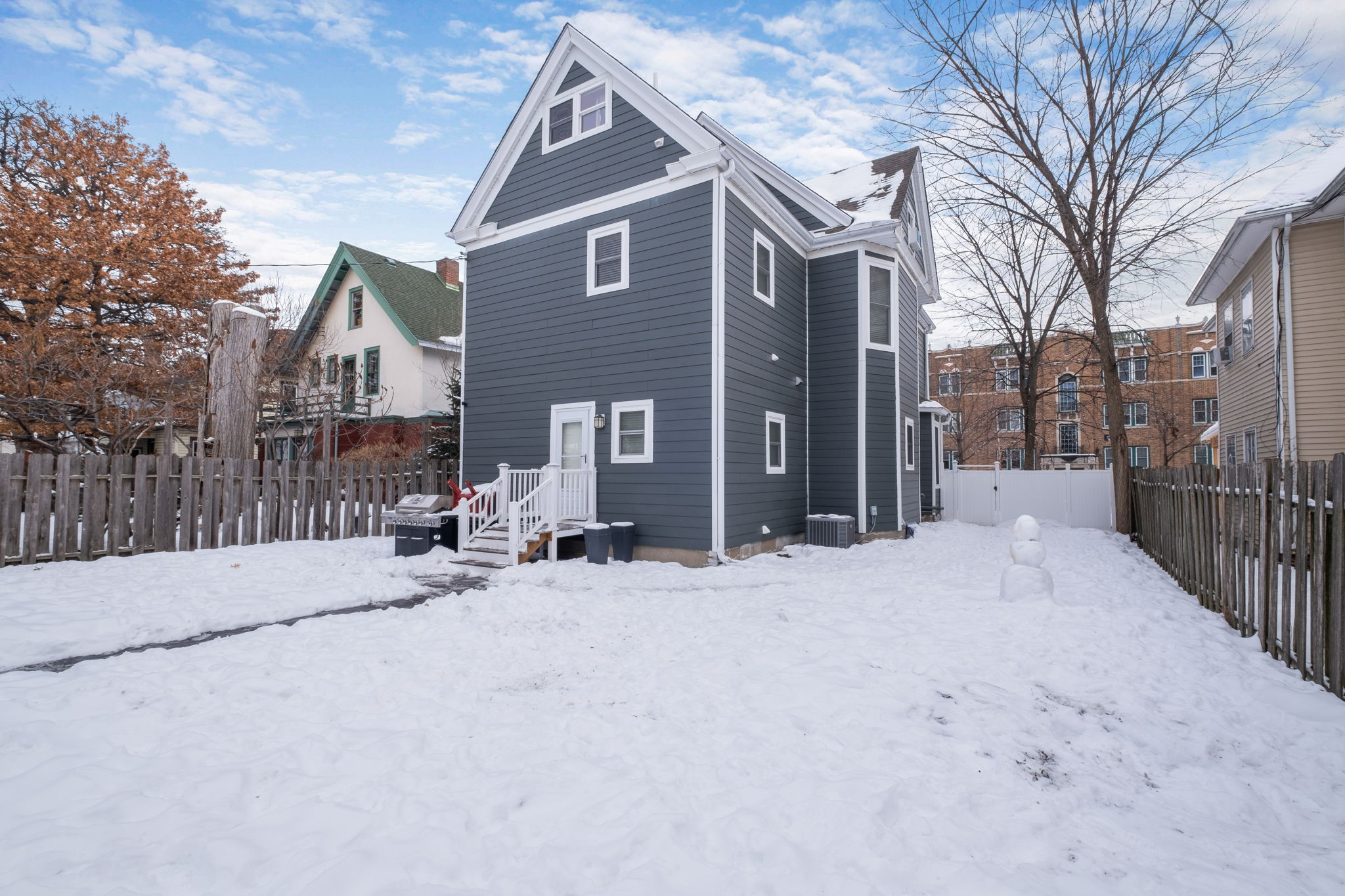 3120 Holmes Ave, Minneapolis, MN 55408 Press Play Media