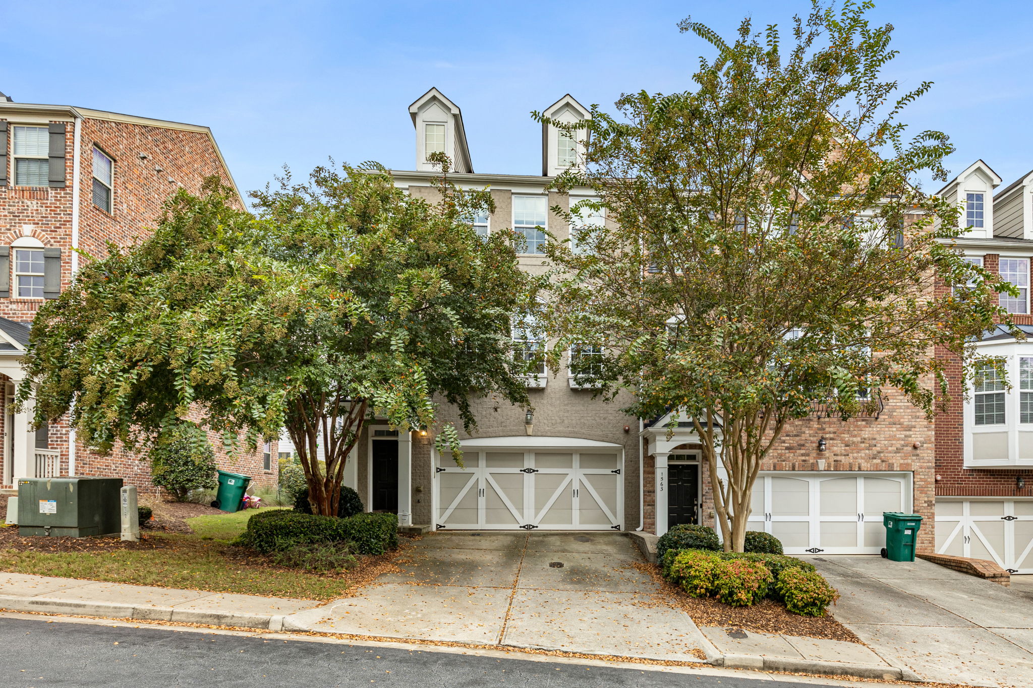 1561 Oakdale Bluffs Dr, Mableton, GA 30126 HomeStar Photo