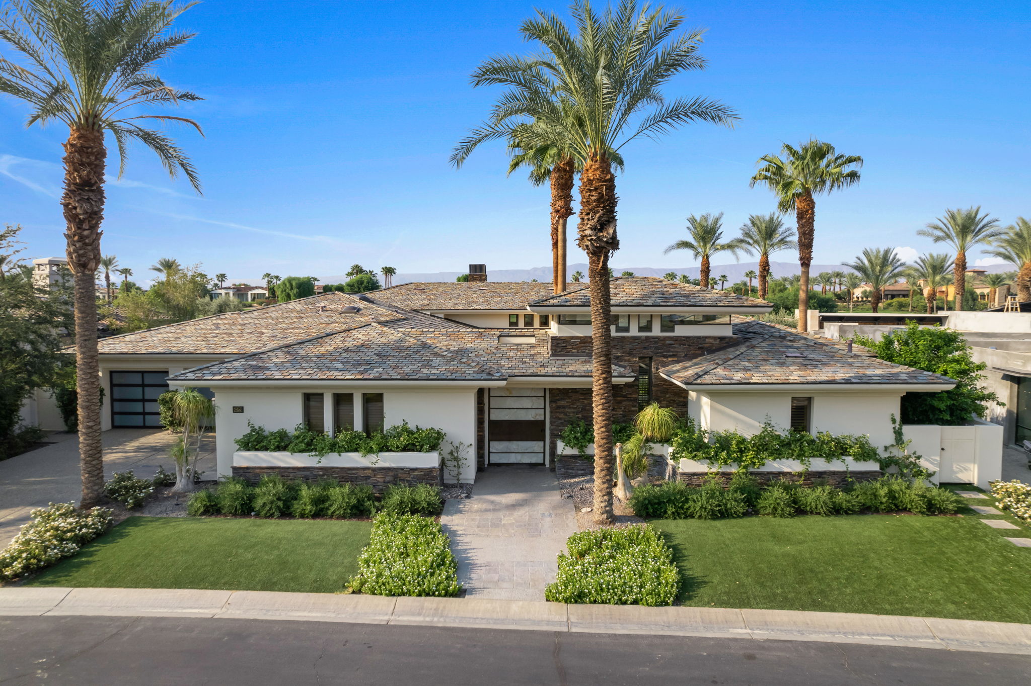 43220 Via Siena, Indian Wells, CA 92210, USA Photo 3
