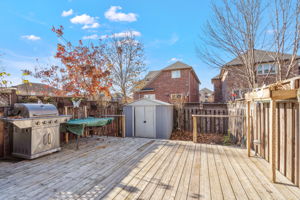 2109 Glenhampton Rd, Oakville, ON L6M 3W9, CA Photo 32