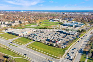 2109 Glenhampton Rd, Oakville, ON L6M 3W9, CA Photo 38