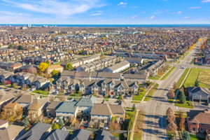 2109 Glenhampton Rd, Oakville, ON L6M 3W9, CA Photo 35