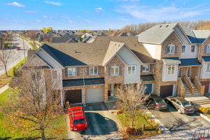 2109 Glenhampton Rd, Oakville, ON L6M 3W9, CA Photo 3