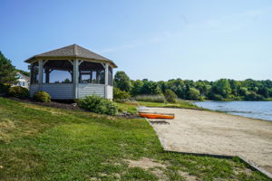 40 Clearwater Dr, Scarborough, ME 04074, US Photo 15