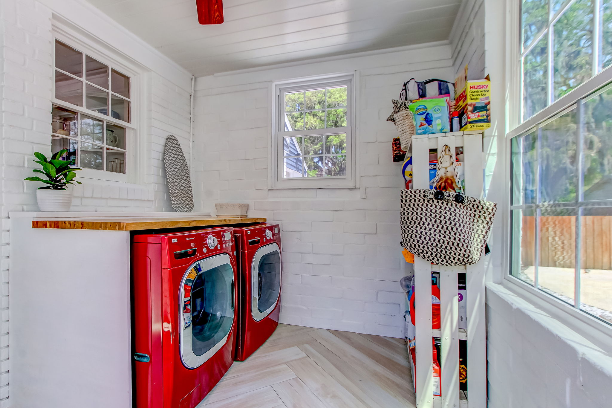 3915 Baltic St, Jacksonville, FL 32210 ECVT