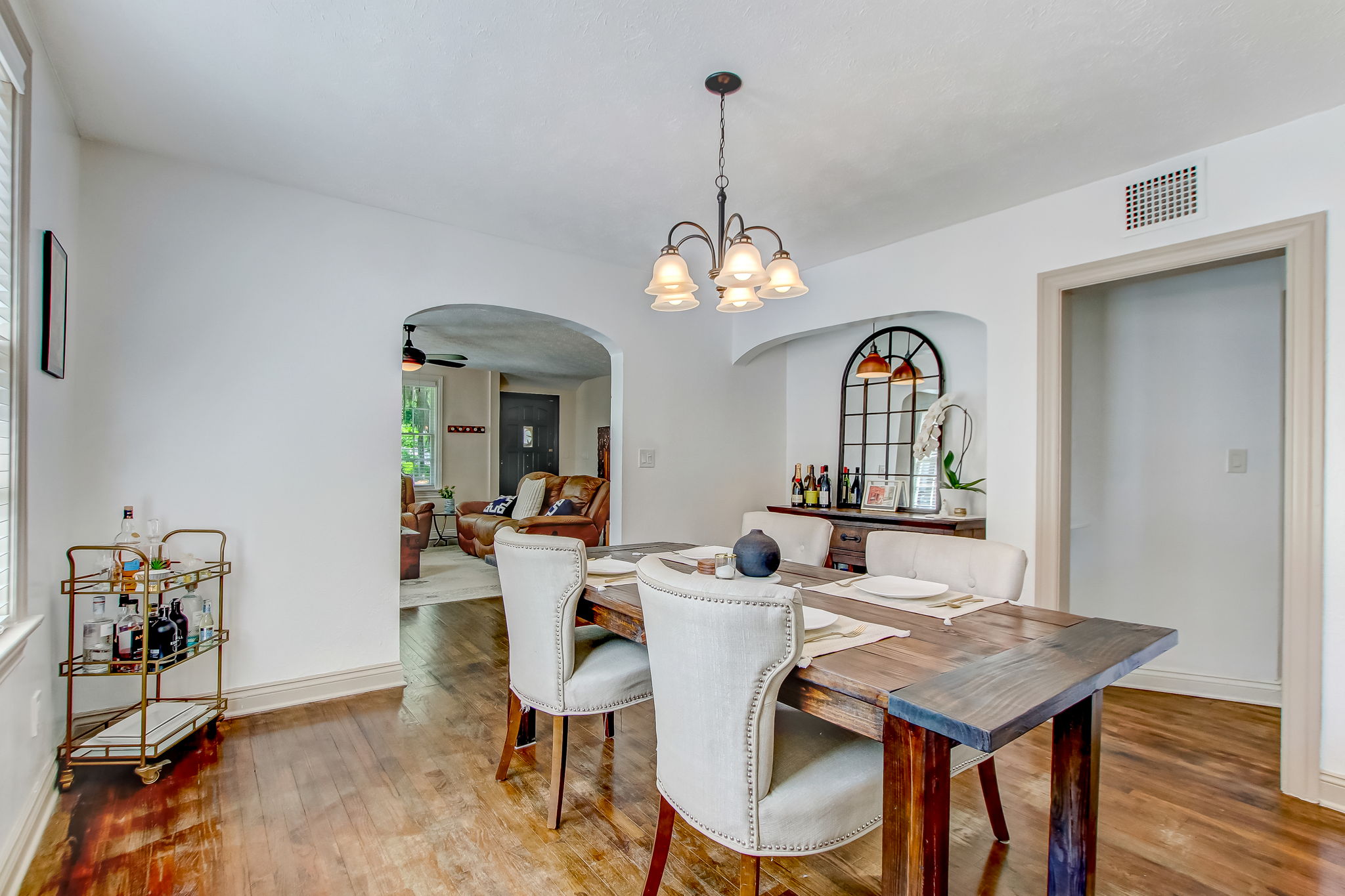 3915 Baltic St, Jacksonville, FL 32210 ECVT