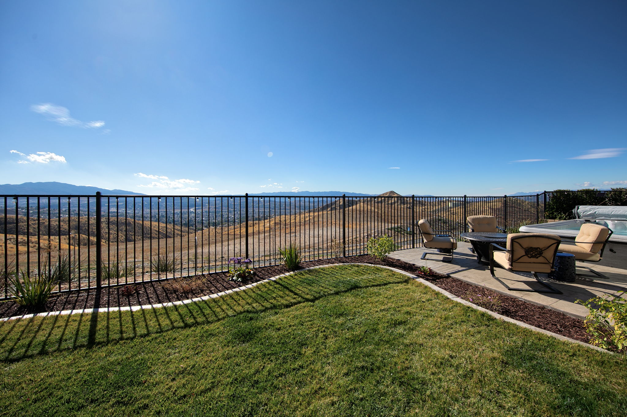 18408 Cachet Way, Santa Clarita, CA 91350, US Photo 39