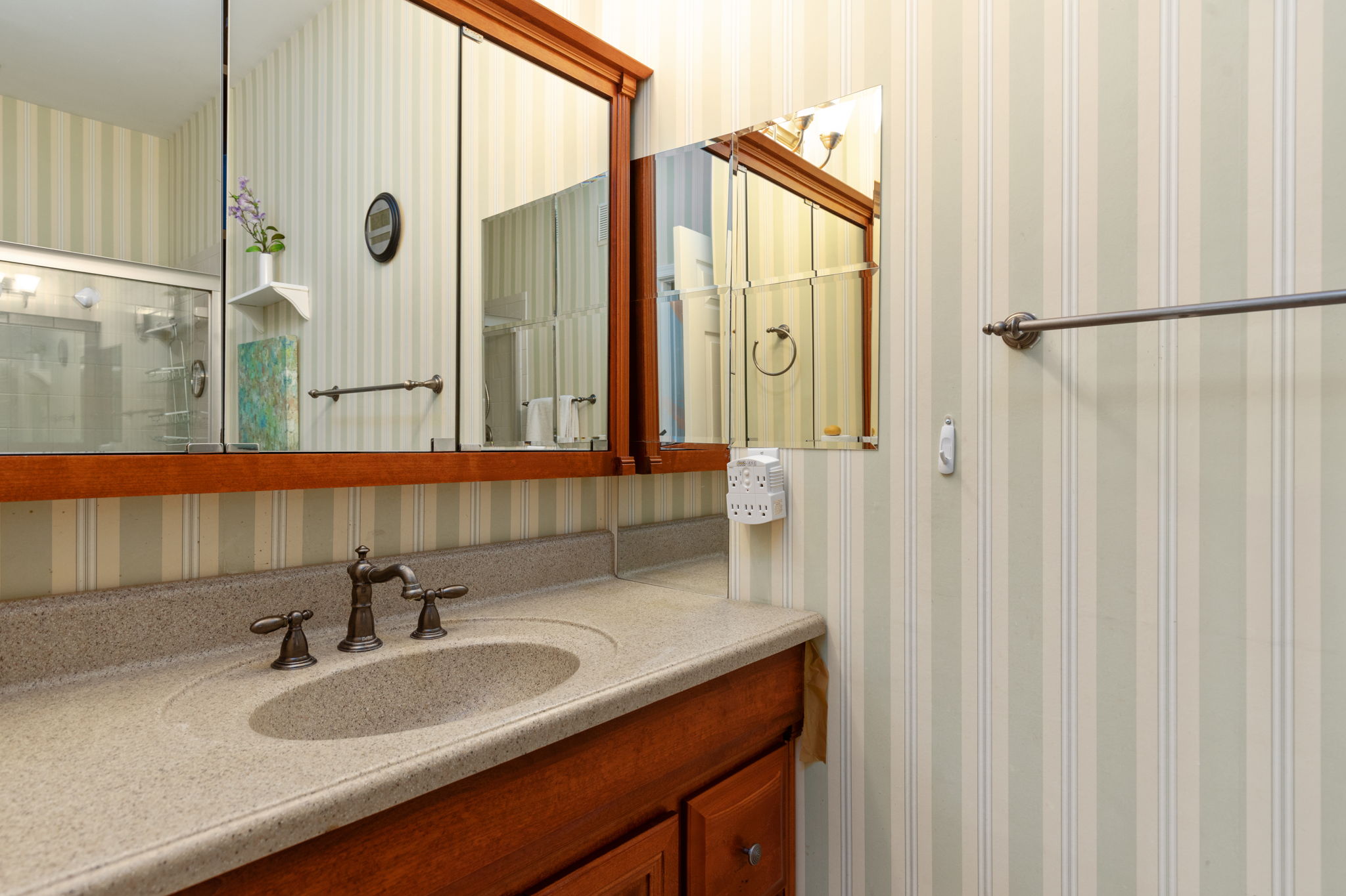 4131 Fountainside Ln J103, Fairfax, VA 22030, US Photo 9
